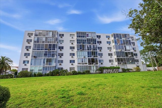 200 N BETTY LANE 1C, Clearwater, FL 33755