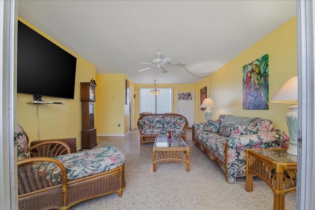 200 N BETTY LANE 1C, Clearwater, FL 33755