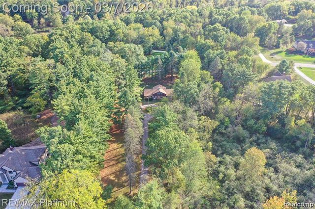 11180 Spencer Road, Brighton Township, MI 48114