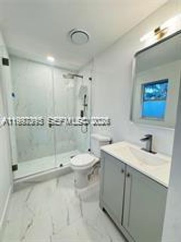 427 SW 169th Terrace, Weston, FL 33326