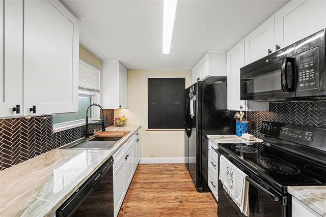 3404 JACKSON DRIVE, Holiday, FL 34691