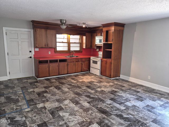 109 Moss Road, Creedmoor, NC 27522