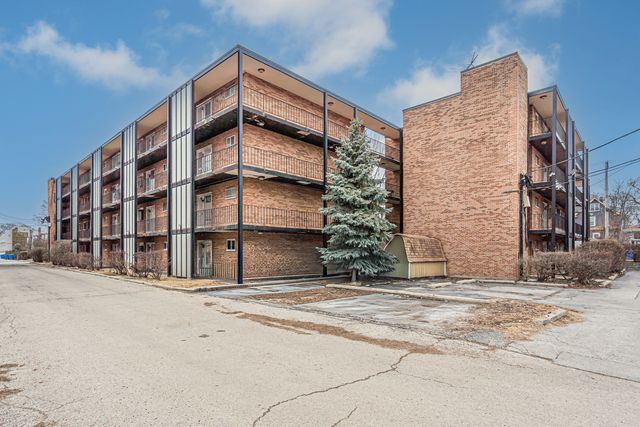 6961 N Oakley Avenue 304, Chicago, IL 60645