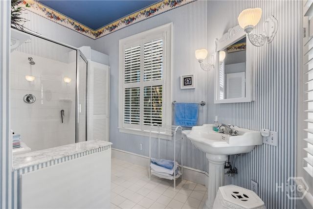 34 E 50th Street, Savannah, GA 31405