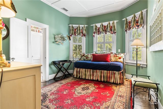 34 E 50th Street, Savannah, GA 31405