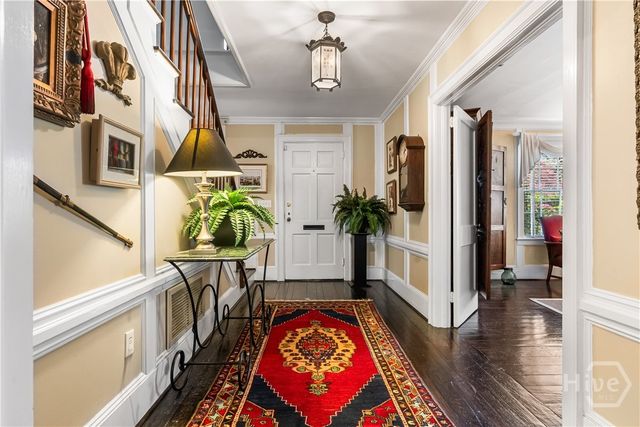 34 E 50th Street, Savannah, GA 31405
