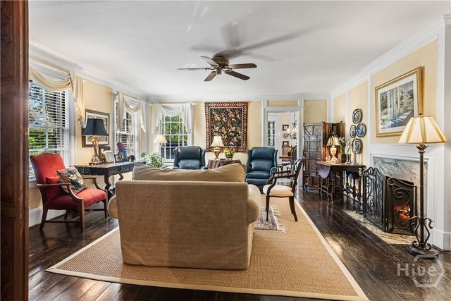 34 E 50th Street, Savannah, GA 31405