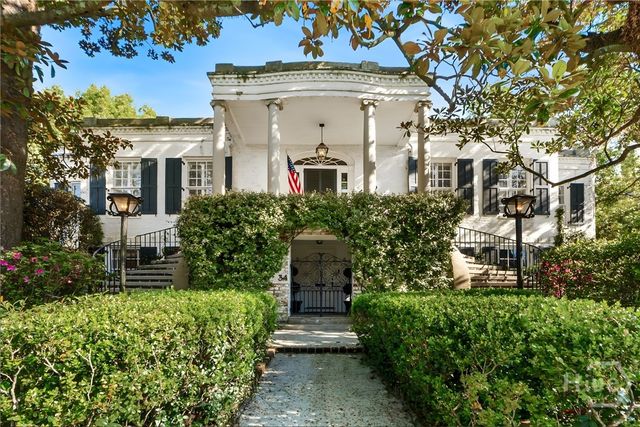 34 E 50th Street, Savannah, GA 31405