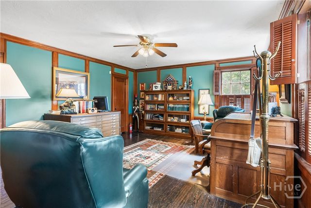 34 E 50th Street, Savannah, GA 31405