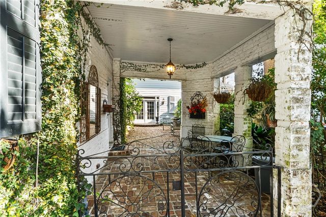 34 E 50th Street, Savannah, GA 31405