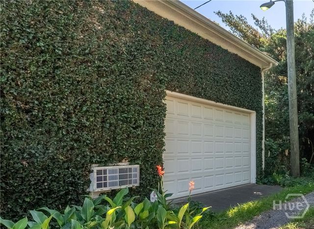 34 E 50th Street, Savannah, GA 31405
