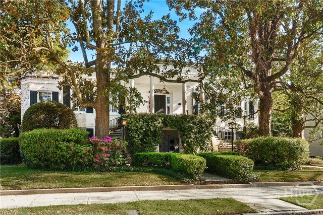 34 E 50th Street, Savannah, GA 31405