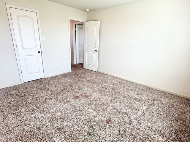 2409 Stillwater Drive, Ponder, TX 76259