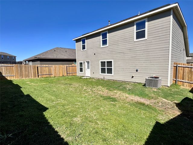 2409 Stillwater Drive, Ponder, TX 76259