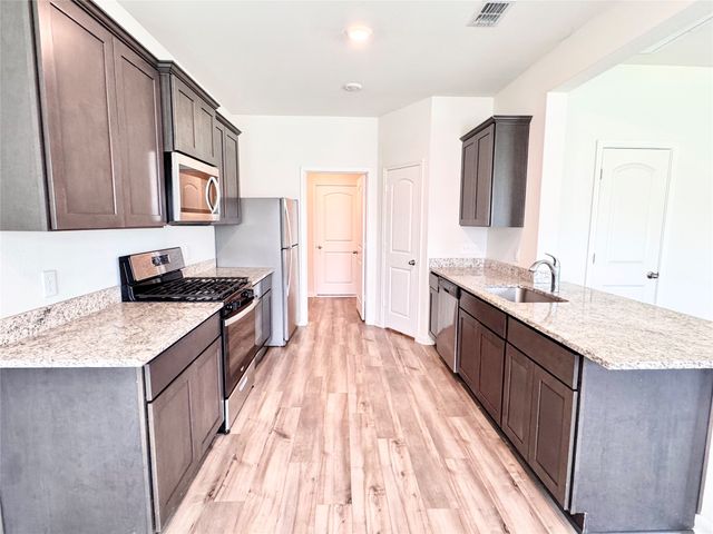 2409 Stillwater Drive, Ponder, TX 76259