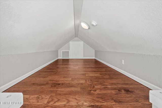 1447 Dykes Rd, Crossville, TN 38571