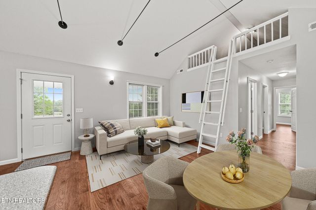 1447 Dykes Rd, Crossville, TN 38571