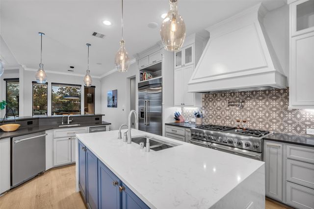 7410 Fort Augusta Court, Spring, TX 77389