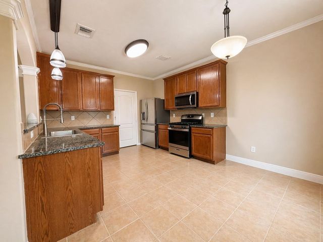 2605 Cypress Springs Drive, Pearland, TX 77584