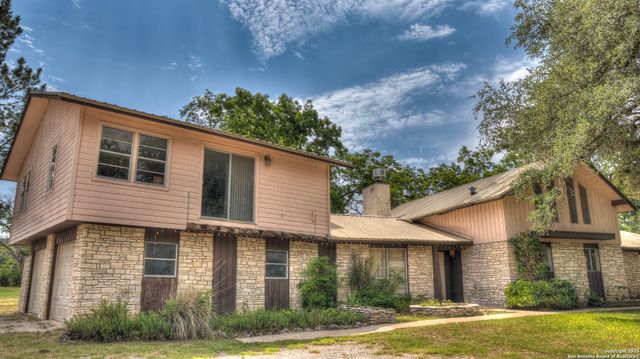 6671 Ranch Rd 1120, Rio Frio, TX 78879