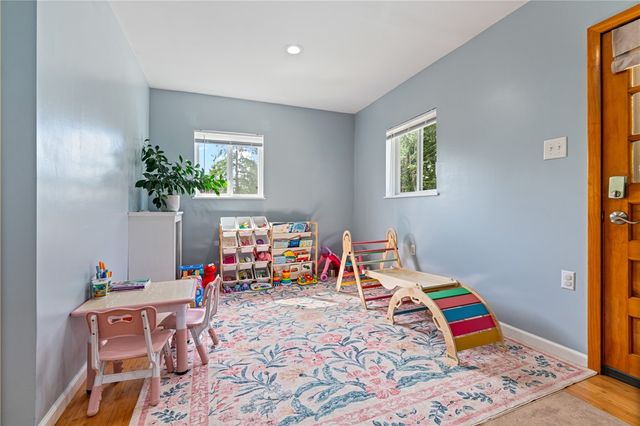 100 Riverview, O'hara, PA 15238