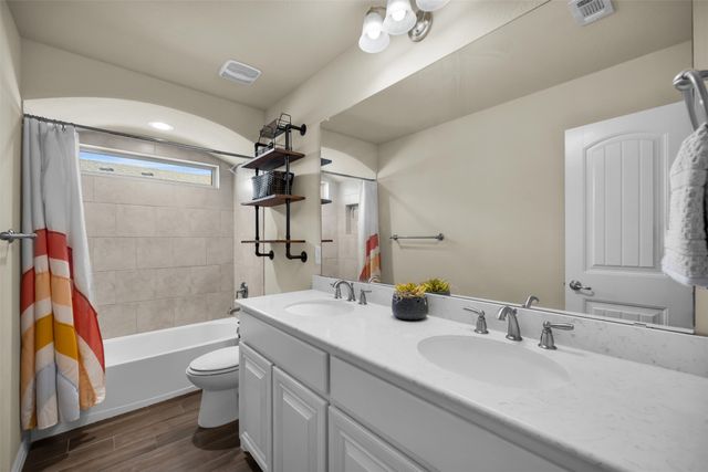 2822 Palmerston Drive, Midlothian, TX 76065