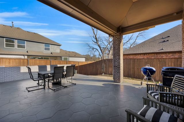 2822 Palmerston Drive, Midlothian, TX 76065