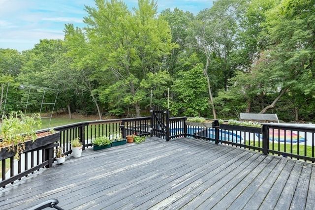 165 Astle St, Tewksbury, MA 01876