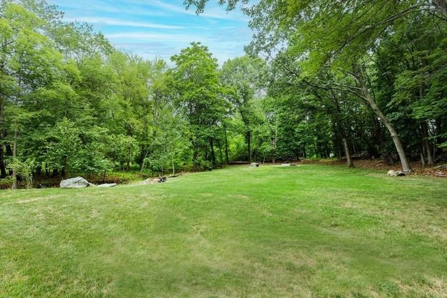 165 Astle St, Tewksbury, MA 01876