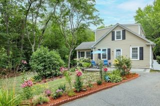 165 Astle St, Tewksbury, MA 01876