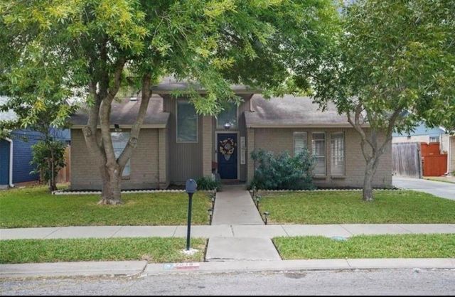 7018 Powderhorn Court, Corpus Christi, TX 78413