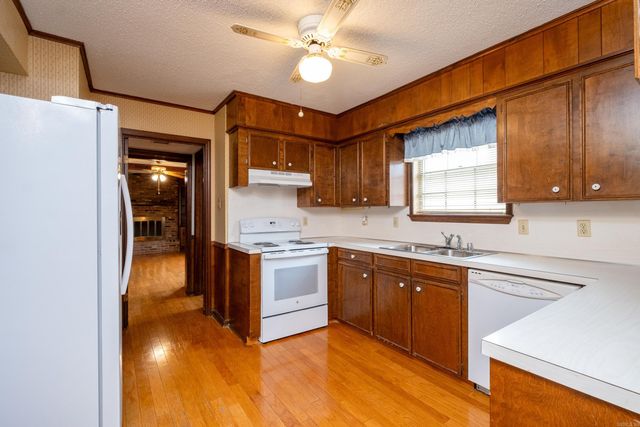 1801 OLD FORGE Drive, Little Rock, AR 72227