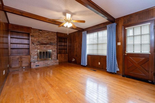 1801 OLD FORGE Drive, Little Rock, AR 72227