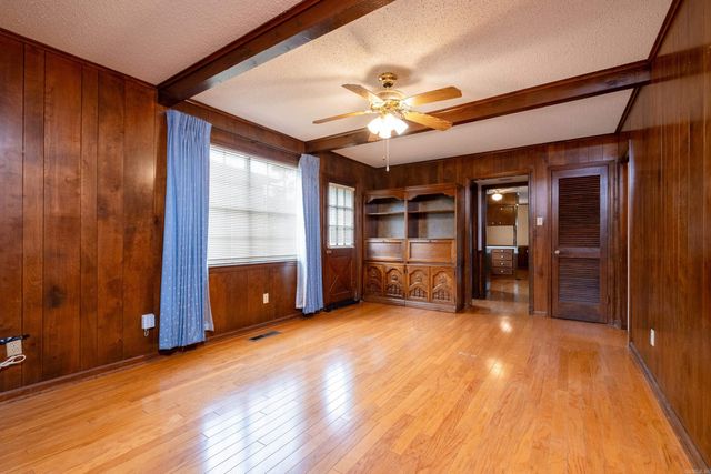 1801 OLD FORGE Drive, Little Rock, AR 72227