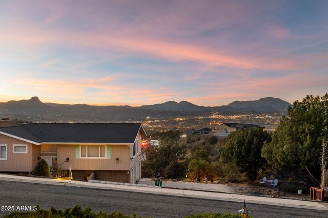 303 DOUBLE D Drive, Prescott, AZ 86303