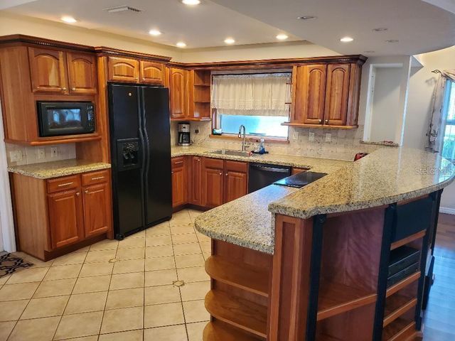 1637 WHITEWOOD DRIVE, Clearwater, FL 33756