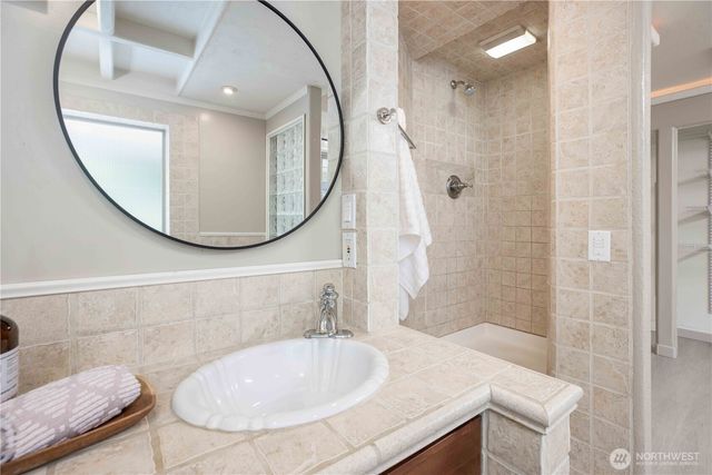 5161 NW Eldorado Boulevard, Bremerton, WA 98312