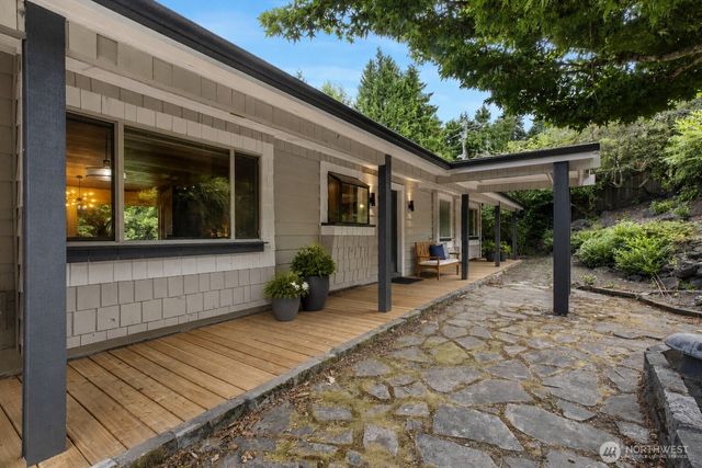 5161 NW Eldorado Boulevard, Bremerton, WA 98312