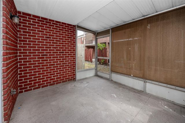 8345 13TH STREET N B, St Petersburg, FL 33702