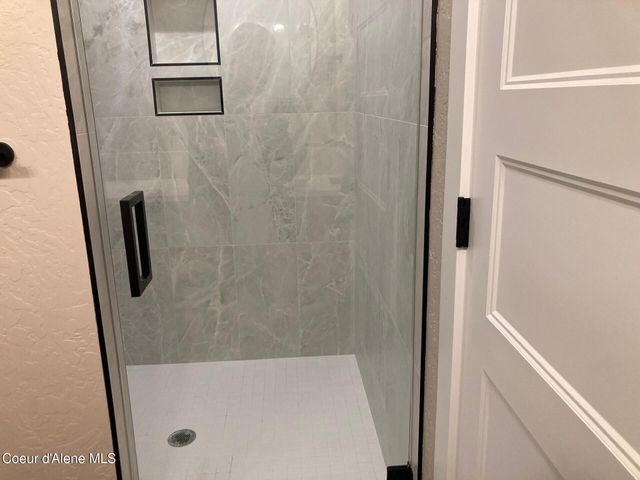 7400 N Breaux DR, Coeur D'alene, ID 83815