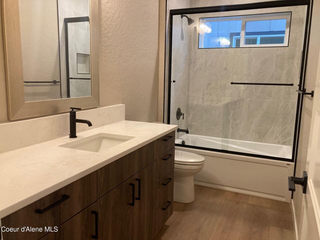 7400 N Breaux DR, Coeur D'alene, ID 83815