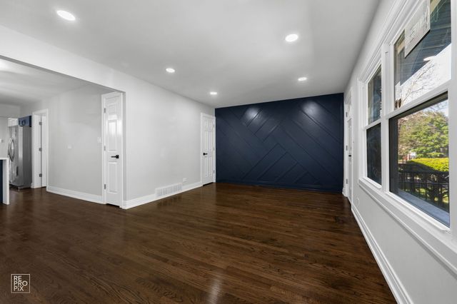 6554 S Laflin Street, Chicago, IL 60636