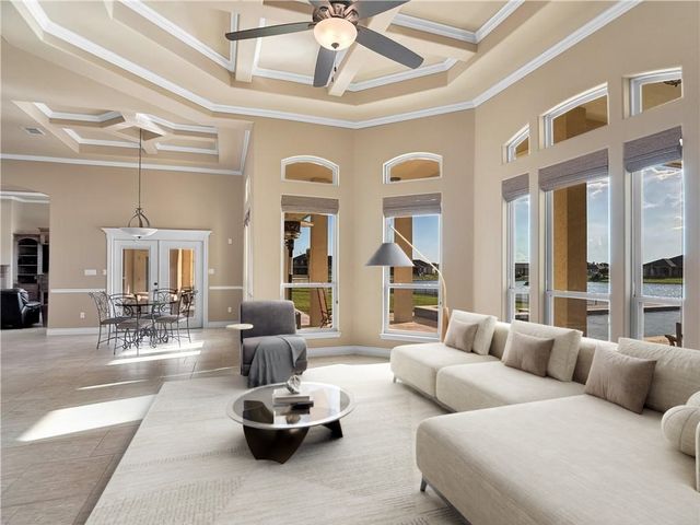 6209 Lago Vista Dr, Corpus Christi, TX 78414