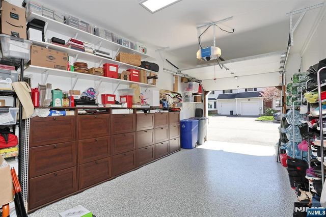 10 Chris Court, Fair Lawn, NJ 07410