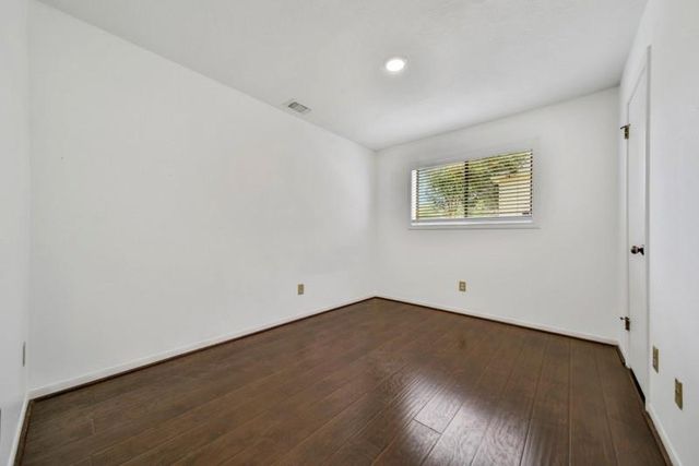 4137 Ruskin Street, West University Place, TX 77005