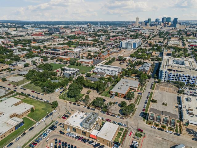 1417 S Jennings Avenue, Fort Worth, TX 76104