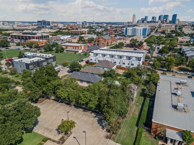 1417 S Jennings Avenue, Fort Worth, TX 76104