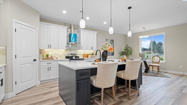 215622 E Sr 397, Kennewick, WA 99337