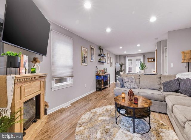 321 WEST AVE, Pitman, NJ 08071