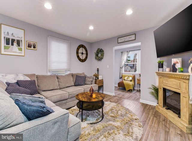 321 WEST AVE, Pitman, NJ 08071